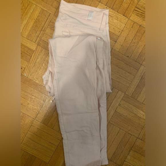 7 for all mankind Women’s pink jeans. Waist 25 - Picture 2 of 3